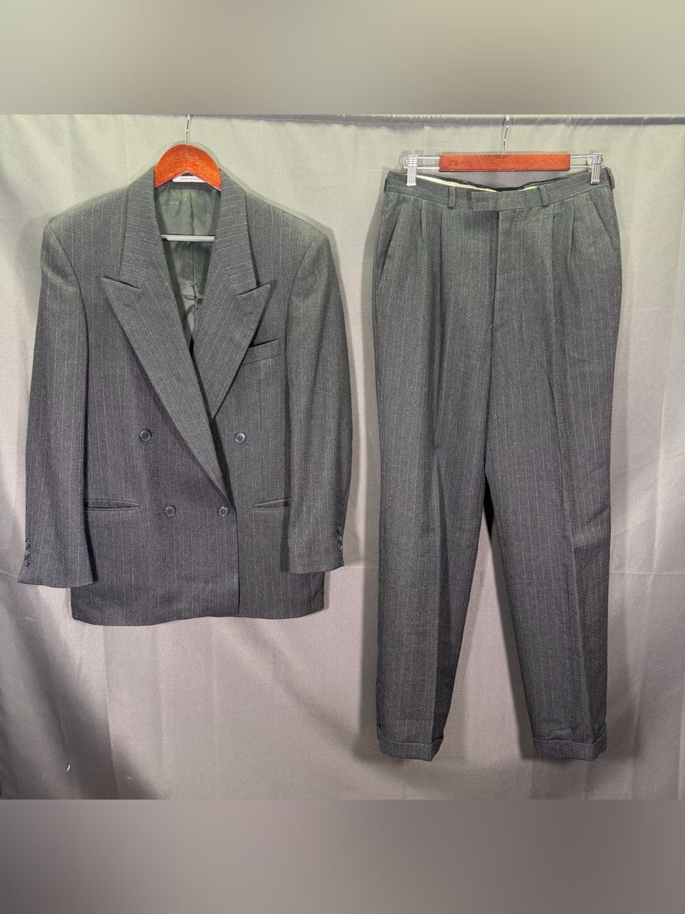 VTG Yves Saint Laurent 100% Wool Suit 36R 32x29 Made in France Gray Pinstripe DB